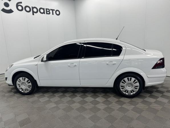 Opel Astra H Рестайлинг с пробегом 2013 года, цена 590 000 рублей, 235752 км, седан, Автокод Объявления