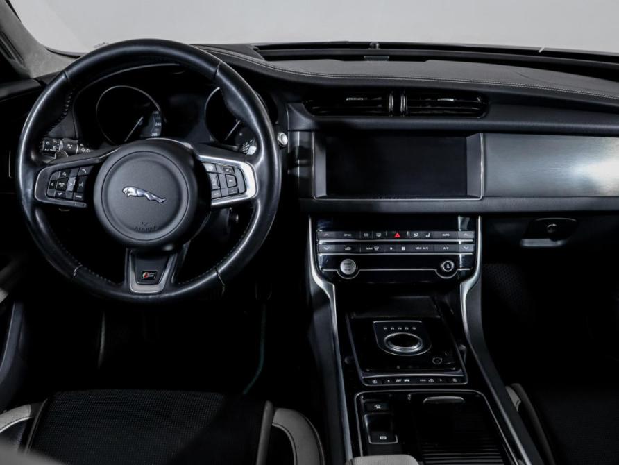 Jaguar XF II Москва  - изображение 12