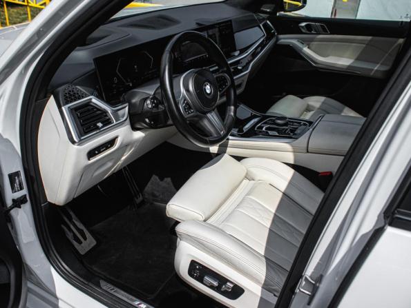 BMW X7 I (G07) Рестайлинг с пробегом 2023 года, цена 11 650 000 рублей, 61526 км, внедорожник, Автокод Объявления