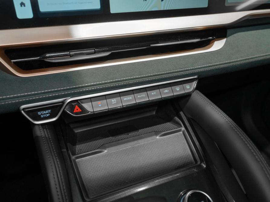 Geely Monjaro I Москва  - изображение 18