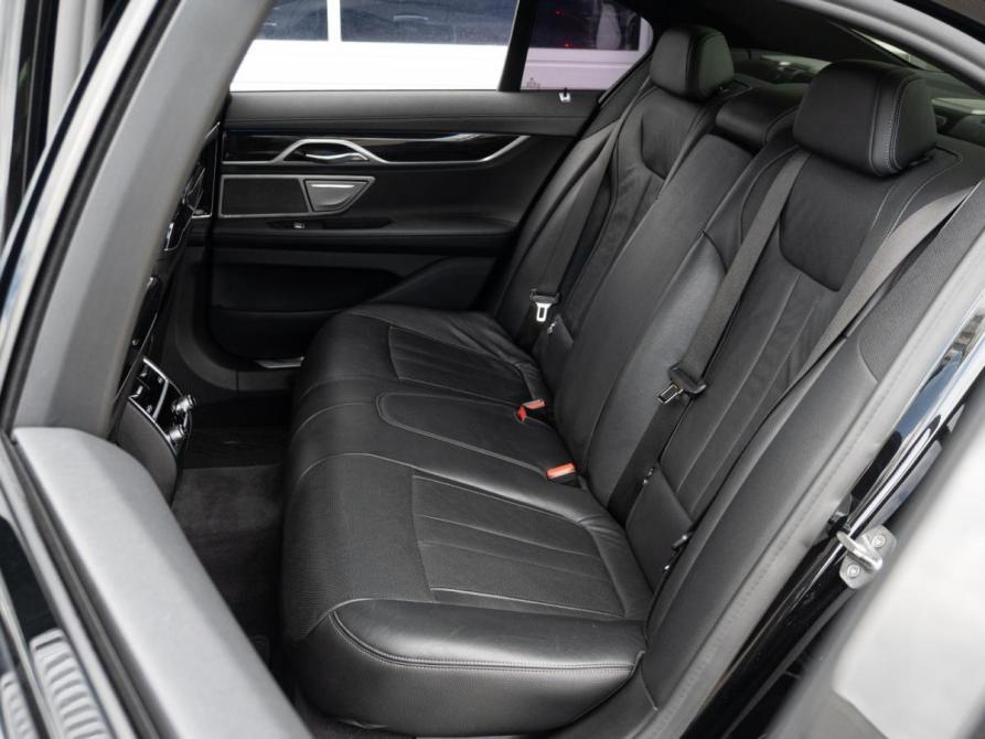BMW 7 серии VI (G11/G12) Рестайлинг Краснодар  - изображение 15