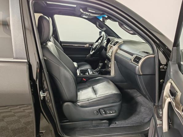 Lexus GX II Рестайлинг 2 с пробегом 2021 года, цена 7 699 000 рублей, 42545 км, внедорожник, Автокод Объявления