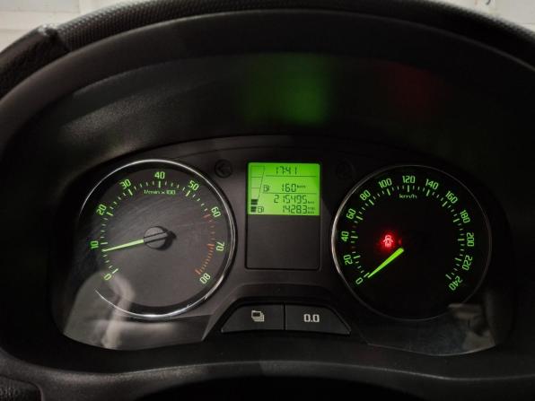 Skoda Fabia II Рестайлинг с пробегом 2012 года, цена 563 000 рублей, 215465 км, хэтчбек, Автокод Объявления