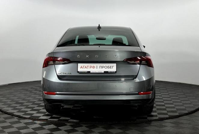 Skoda Octavia IV (A8) с пробегом 2021 года, цена 2 300 000 рублей, 114787 км, лифтбек, Автокод Объявления