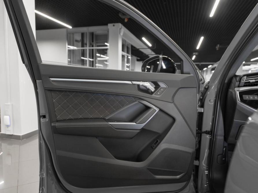 Audi Q3 II (F3) Москва  - изображение 19