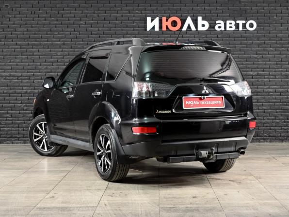 Mitsubishi Outlander II Рестайлинг с пробегом 2009 года, цена 980 000 рублей, 347784 км, внедорожник, Автокод Объявления