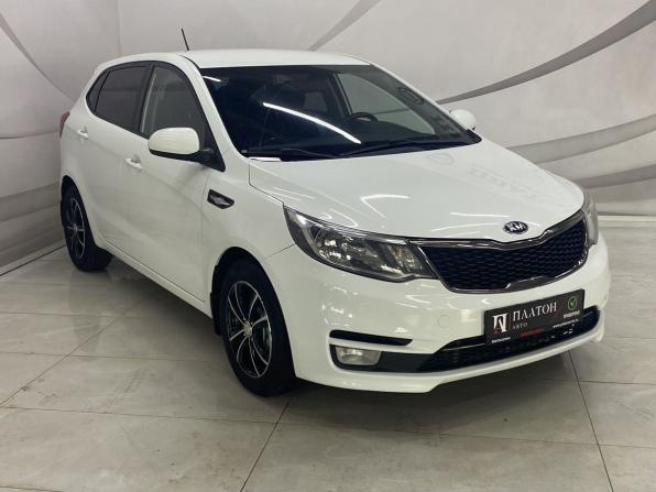 Kia Rio III Рестайлинг с пробегом 2015 года, цена 1 129 000 рублей, 95121 км, седан, Автокод Объявления