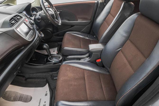 Honda Fit Shuttle I с пробегом 2012 года, цена 849 000 рублей, 132000 км, универсал, Автокод Объявления