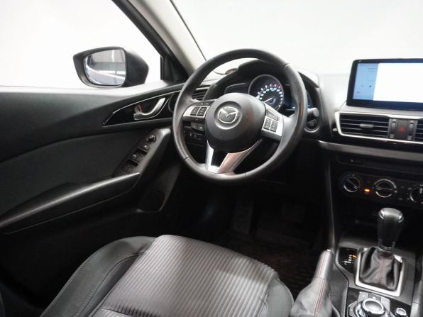 Mazda 3 III (BM) с пробегом 2015 года, цена 1 670 000 рублей, 38755 км, седан, Автокод Объявления