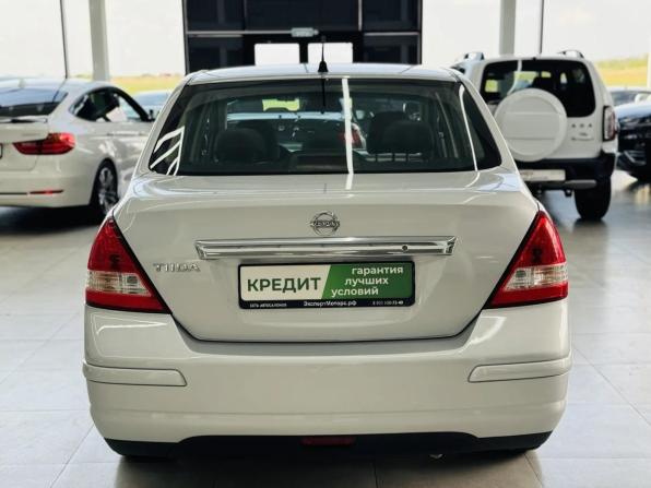 Nissan Tiida I с пробегом 2010 года, цена 699 000 рублей, 160000 км, седан, Автокод Объявления