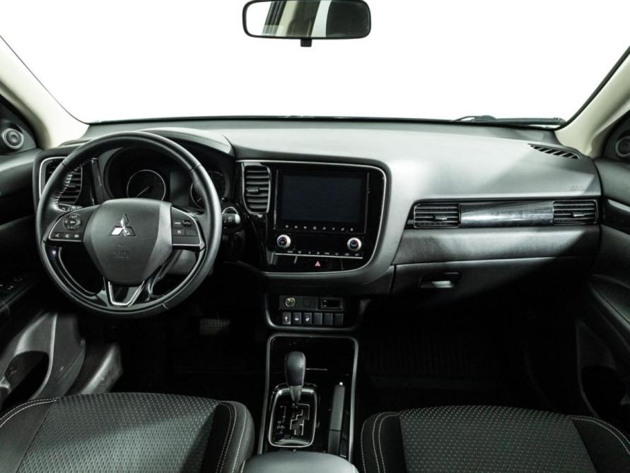 Mitsubishi Outlander III Рестайлинг 3 Санкт-Петербург  - изображение 14