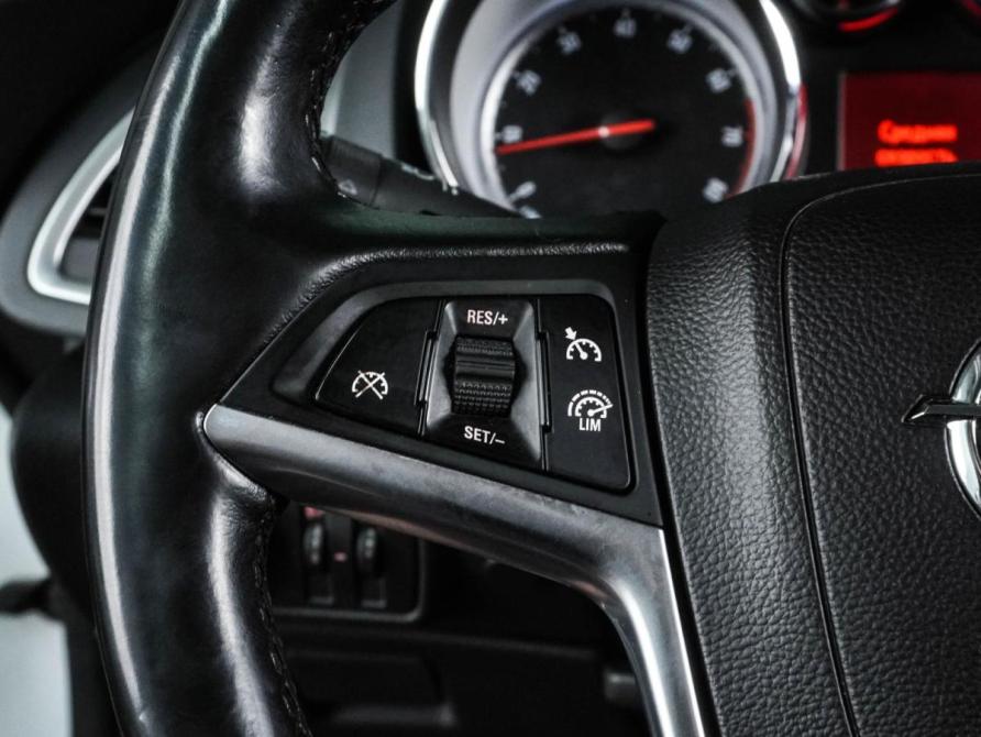 Opel Astra J Рестайлинг Воронеж  - изображение 15