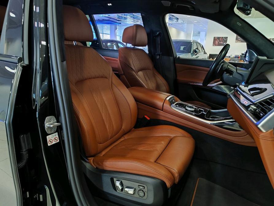 BMW X7 I (G07) Рестайлинг Москва  - изображение 9