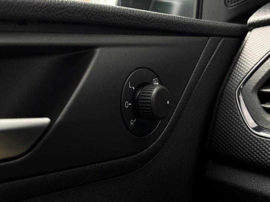 Volkswagen Polo VI Санкт-Петербург  - изображение 17