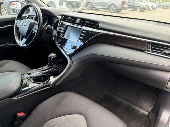 Toyota Camry VIII (XV70) с пробегом 2019 года, цена 2 599 000 рублей, 106898 км, седан, Автокод Объявления