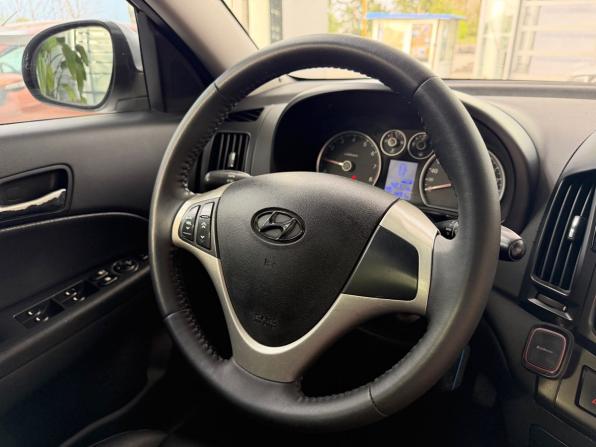 Hyundai i30 I с пробегом 2009 года, цена 670 000 рублей, 262000 км, хэтчбек, Автокод Объявления