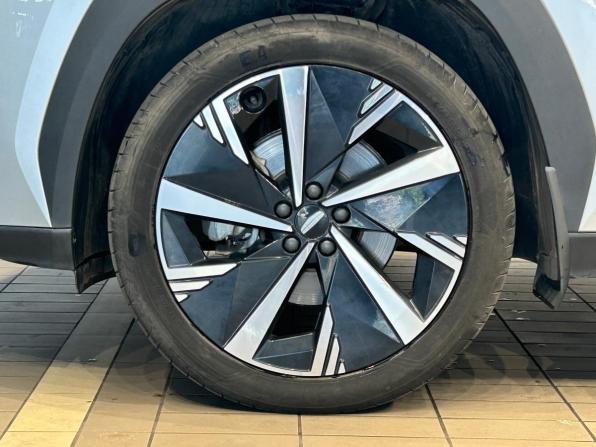 Geely Atlas II с пробегом 2024 года, цена 2 713 000 рублей, 56806 км, внедорожник, Автокод Объявления