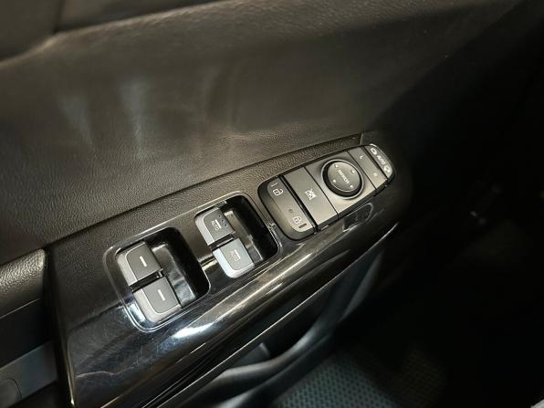 Kia Sportage IV Рестайлинг с пробегом 2021 года, цена 2 750 000 рублей, 92455 км, внедорожник, Автокод Объявления