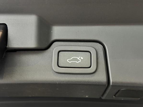 Land Rover Range Rover Evoque I с пробегом 2012 года, цена 1 640 000 рублей, 216255 км, внедорожник, Автокод Объявления