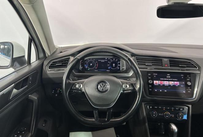 Volkswagen Tiguan II с пробегом 2018 года, цена 2 870 000 рублей, 158402 км, внедорожник, Автокод Объявления