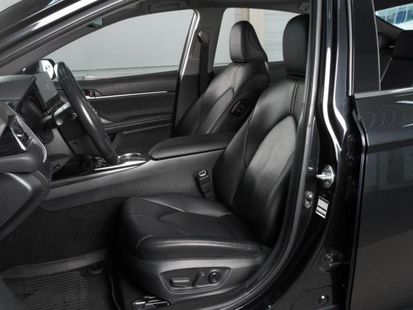 Toyota Camry VIII (XV70) Рестайлинг с пробегом 2022 года, цена 3 049 000 рублей, 106497 км, седан, Автокод Объявления