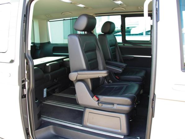 Volkswagen Multivan T6 Рестайлинг с пробегом 2020 года, цена 5 195 000 рублей, 145312 км, минивэн, Автокод Объявления