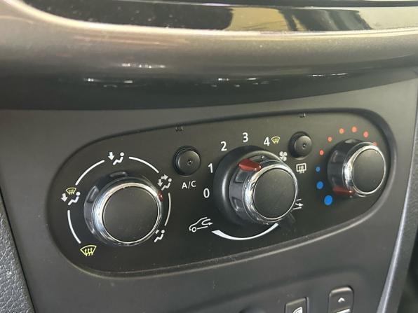 Renault Logan II с пробегом 2016 года, цена 849 000 рублей, 172000 км, седан, Автокод Объявления