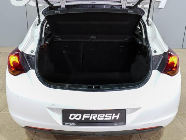 Opel Astra J с пробегом 2011 года, цена 769 000 рублей, 178876 км, хэтчбек, Автокод Объявления