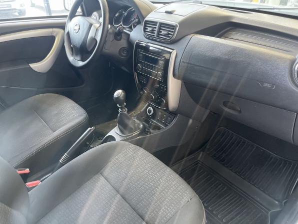 Nissan Terrano III (D10) с пробегом 2016 года, цена 1 350 000 рублей, 93717 км, внедорожник, Автокод Объявления
