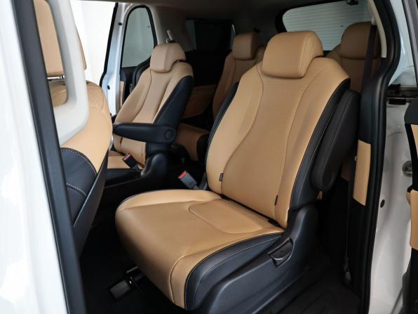 Kia Carnival IV с пробегом 2020 года, цена 3 650 000 рублей, 111465 км, минивэн, Автокод Объявления