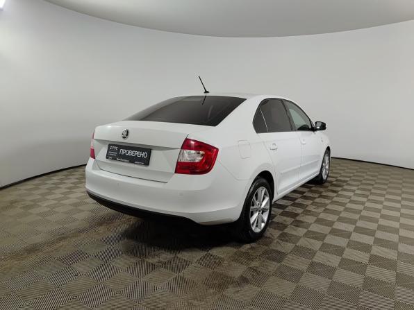 Skoda Rapid I с пробегом 2015 года, цена 1 050 000 рублей, 137308 км, лифтбек, Автокод Объявления