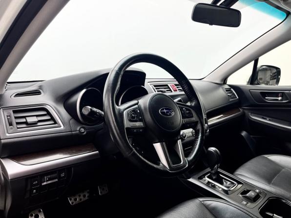 Subaru Outback V с пробегом 2017 года, цена 1 849 000 рублей, 220100 км, универсал, Автокод Объявления