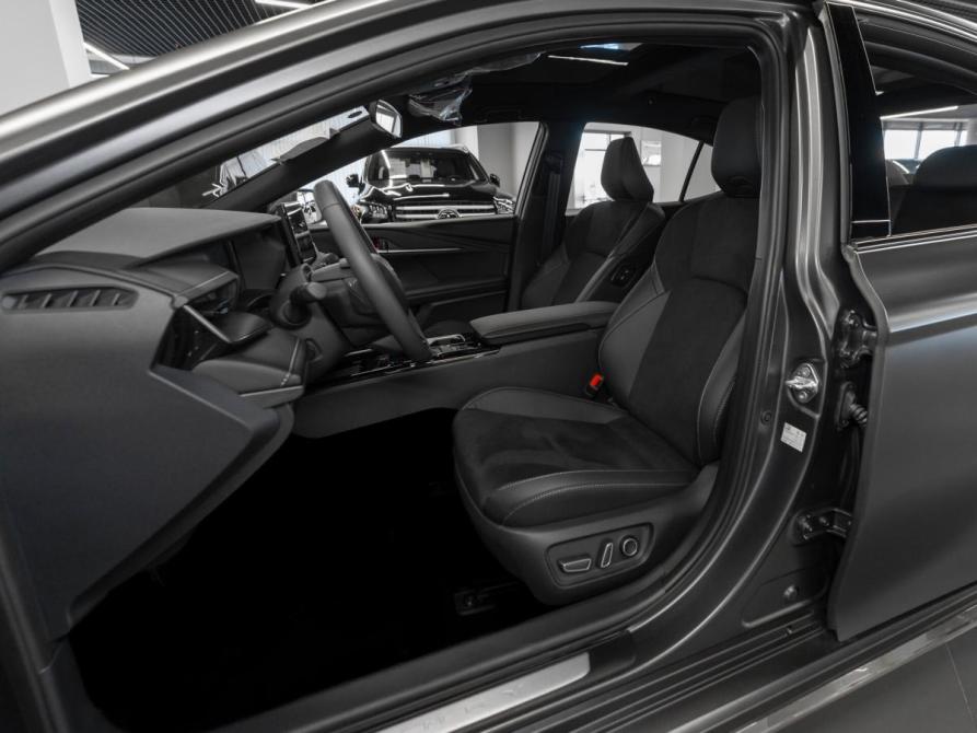 Toyota Camry IX (XV80) China Market Москва  - изображение 9