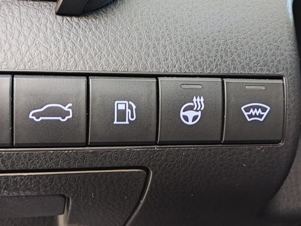 Toyota Camry VIII (XV70) с пробегом 2019 года, цена 2 290 000 рублей, 188578 км, седан, Автокод Объявления
