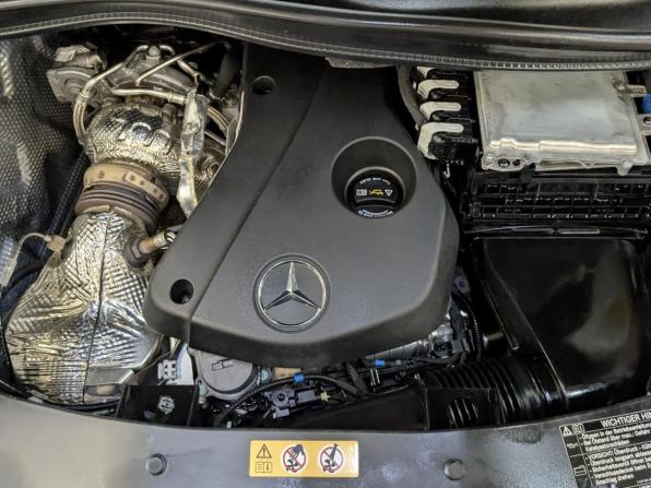 Mercedes-Benz V-Класс III (W447) Рестайлинг с пробегом 2022 года, цена 6 500 000 рублей, 119000 км, минивэн, Автокод Объявления