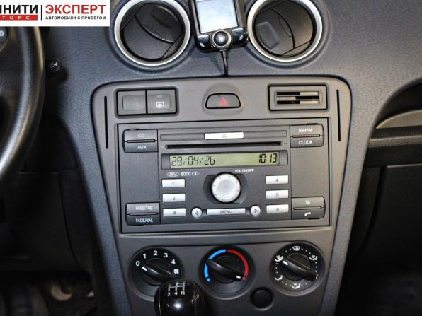 Ford Fusion I Рестайлинг с пробегом 2008 года, цена 487 000 рублей, 229758 км, хэтчбек, Автокод Объявления