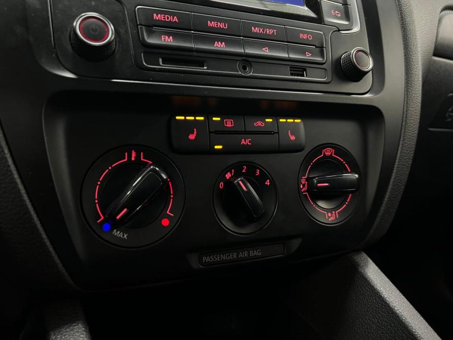 Volkswagen Jetta VI Рестайлинг Казань  - изображение 15