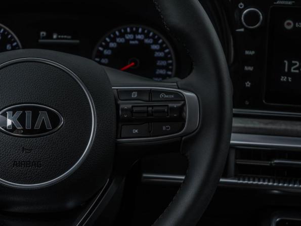 Kia K5 III с пробегом 2021 года, цена 2 539 700 рублей, 94728 км, седан, Автокод Объявления