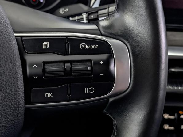 Kia K5 III с пробегом 2021 года, цена 2 740 000 рублей, 52186 км, седан, Автокод Объявления