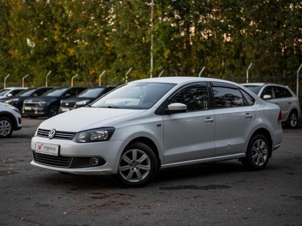 Volkswagen Polo V с пробегом 2015 года, цена 777 000 рублей, 221545 км, седан, Автокод Объявления