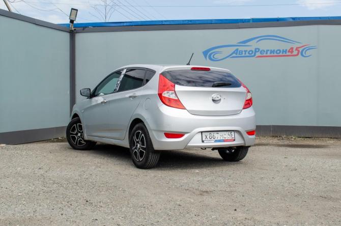 Hyundai Solaris I с пробегом 2012 года, цена 599 000 рублей, 270000 км, хэтчбек, Автокод Объявления