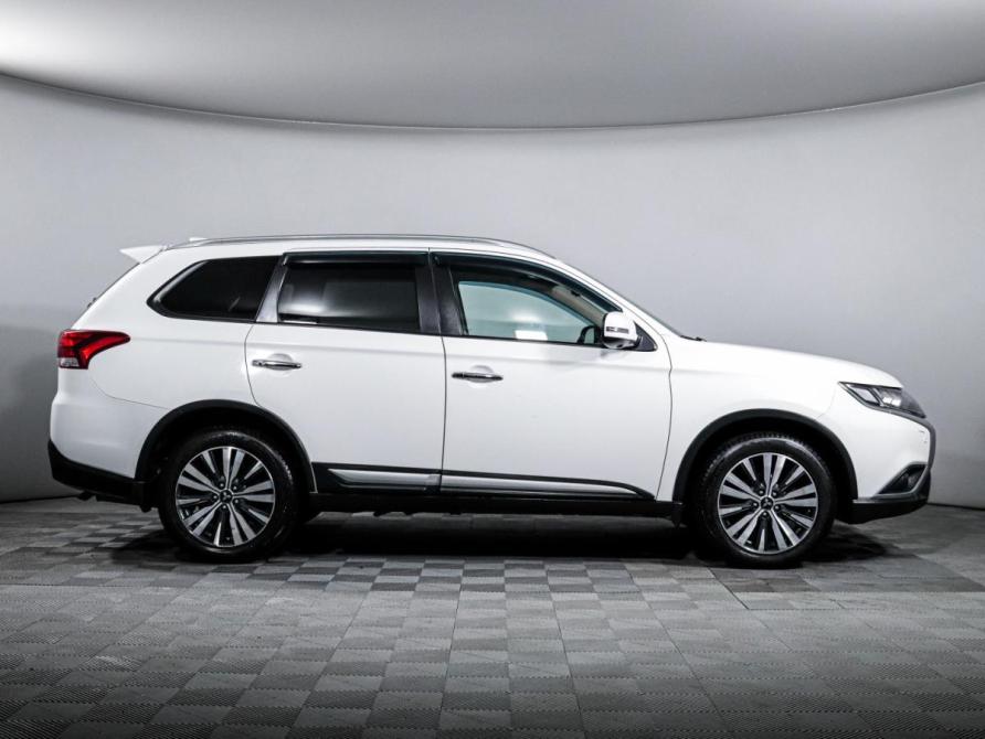 Mitsubishi Outlander III Рестайлинг 3 Москва  - изображение 4
