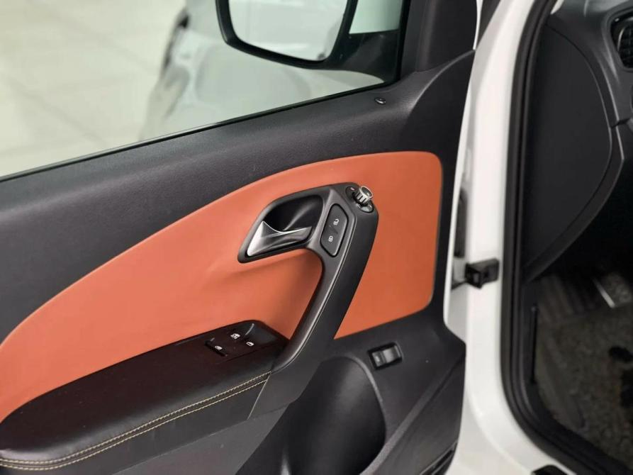 Volkswagen Polo V Рестайлинг Екатеринбург  - изображение 22