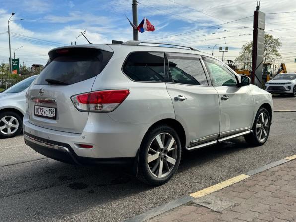 Nissan Pathfinder IV с пробегом 2015 года, цена 1 690 000 рублей, 162500 км, внедорожник, Автокод Объявления
