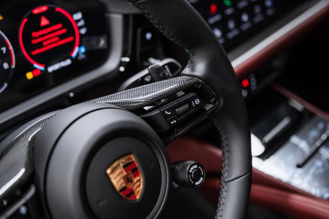 Новый Porsche Cayenne III Рестайлинг 2025 года, цена 18 900 000 рублей, внедорожник, Автокод Объявления