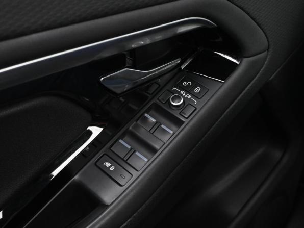 Land Rover Range Rover Evoque II с пробегом 2019 года, цена 3 199 000 рублей, 125203 км, внедорожник, Автокод Объявления