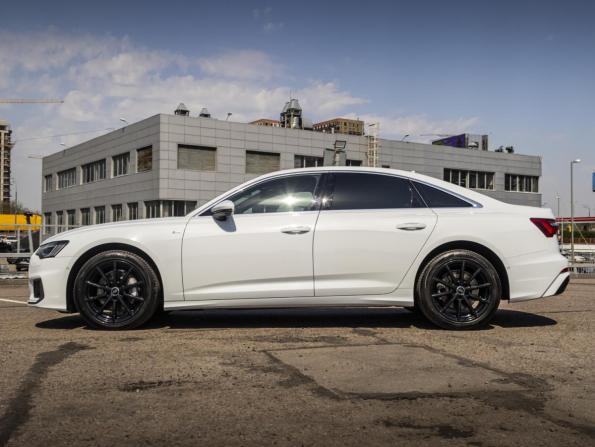 Audi A6 V (C8) с пробегом 2020 года, цена 4 499 000 рублей, 67739 км, седан, Автокод Объявления