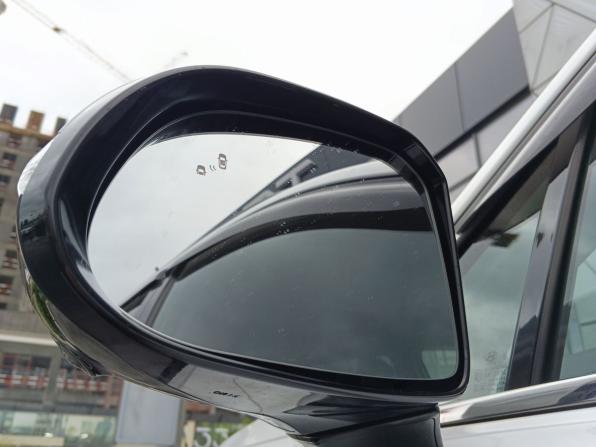 Hyundai Santa Fe IV с пробегом 2018 года, цена 3 049 000 рублей, 140890 км, внедорожник, Автокод Объявления