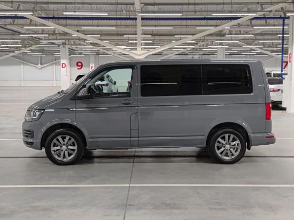 Volkswagen Caravelle T6 с пробегом 2016 года, цена 2 200 000 рублей, 330186 км, минивэн, Автокод Объявления