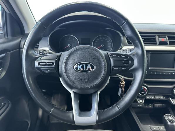 Kia Rio IV с пробегом 2019 года, цена 1 352 000 рублей, 124000 км, седан, Автокод Объявления